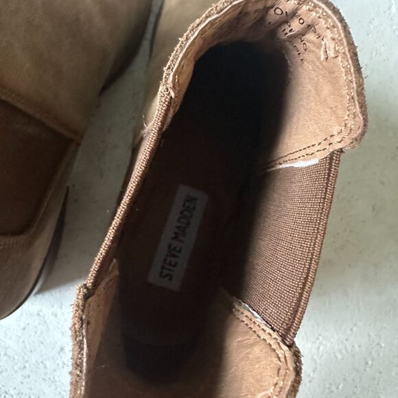 NEW Steve Madden Dover Cognac Suede Leather Ankle Chelsea Booties Size 7.5M - Picture 10 of 11